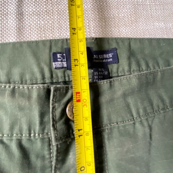 5.11 Tactical Series Mens Green Cargo Utility Camp Vacation Casual Shorts- Sz-44 - Picture 12 of 16